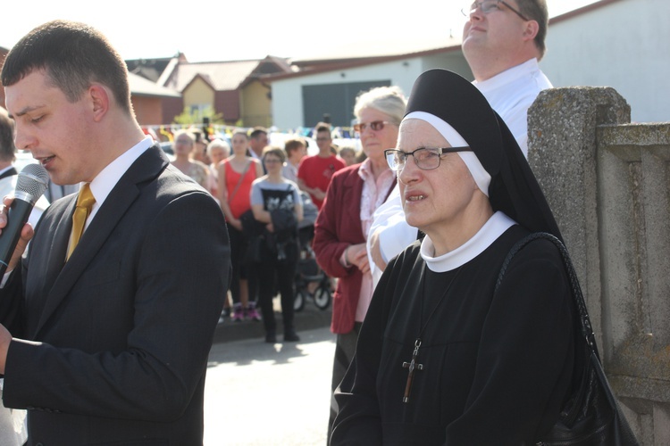 Powitanie ikony MB Częstochowskiej w Leźnicy Małej