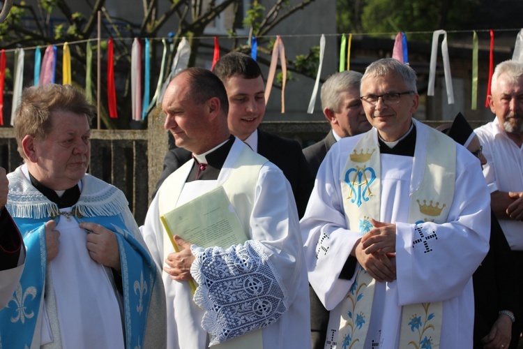 Powitanie ikony MB Częstochowskiej w Leźnicy Małej