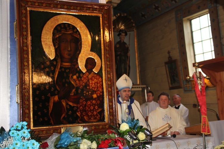 Powitanie ikony MB Częstochowskiej w Leźnicy Małej