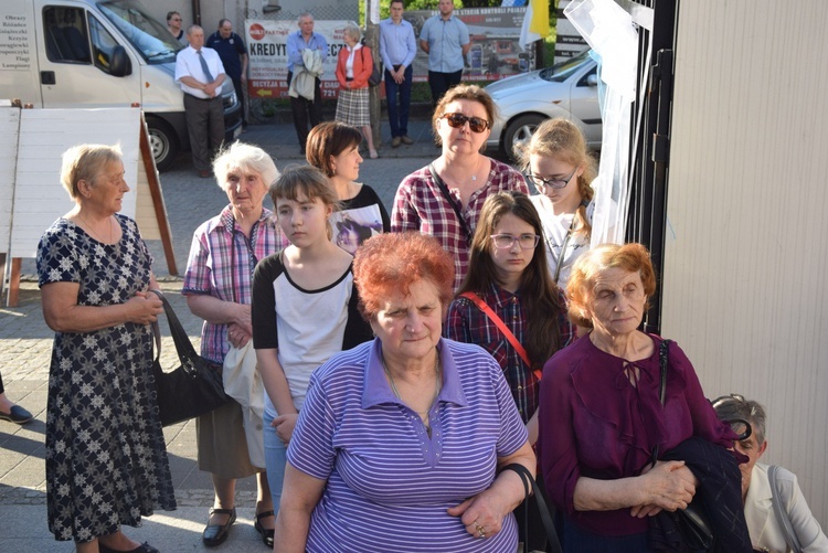 Powitanie ikony MB Częstochowskiej w parafii św. Andrzeja Apostoła w Łęczycy