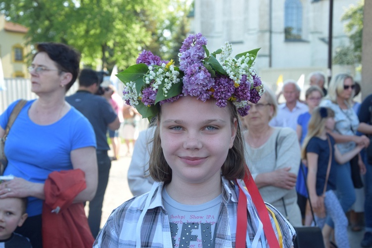 Powitanie ikony MB Częstochowskiej w parafii św. Andrzeja Apostoła w Łęczycy