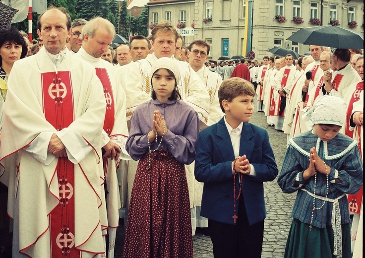 Nawiedzenie figury MB Fatimskiej w Płocku w 1996 r.