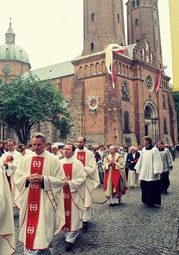 Nawiedzenie figury MB Fatimskiej w Płocku w 1996 r.