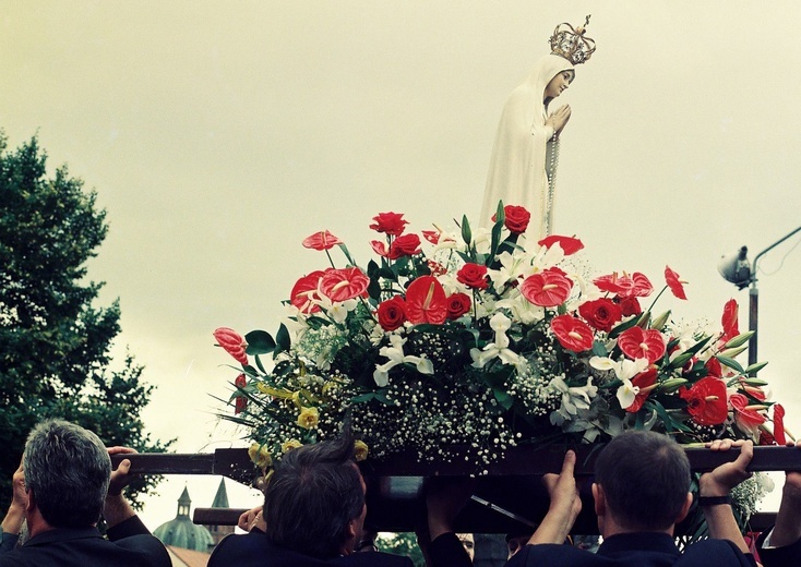 Nawiedzenie figury MB Fatimskiej w Płocku w 1996 r.