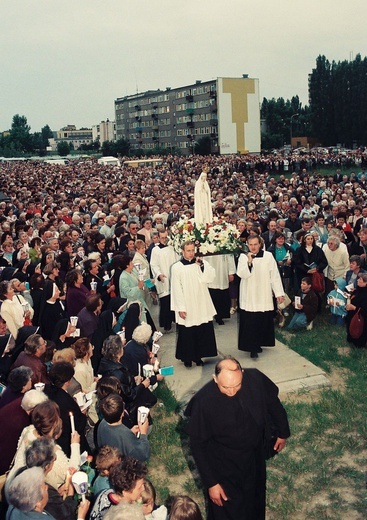 Nawiedzenie figury MB Fatimskiej w Płocku w 1996 r.