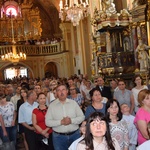 Powitanie ikony MB Częstochowskiej w parafii Niepokalanego Poczęcia NMP w Łęczycy