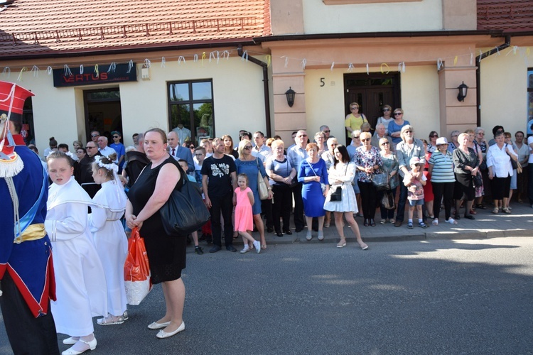 Powitanie ikony MB Częstochowskiej w parafii Niepokalanego Poczęcia NMP w Łęczycy