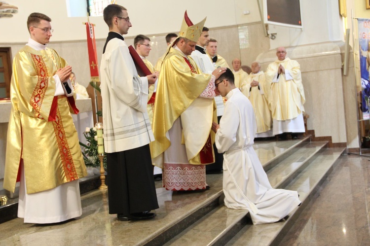 Święcenia diakonatu w Dąbrowie Tarnowskiej