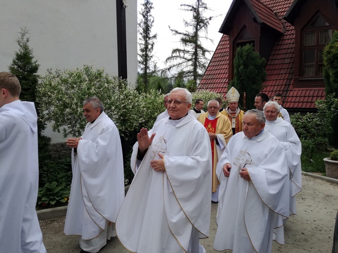 Jubileusze kapłańskie i... wymodlone sanktuarium