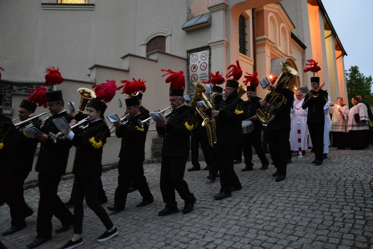 Kard. Dziwisz na Górze św. Anny