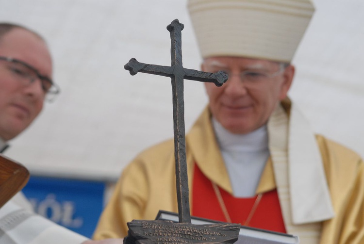 Uroczystości religijne i patriotyczne w Morawicy