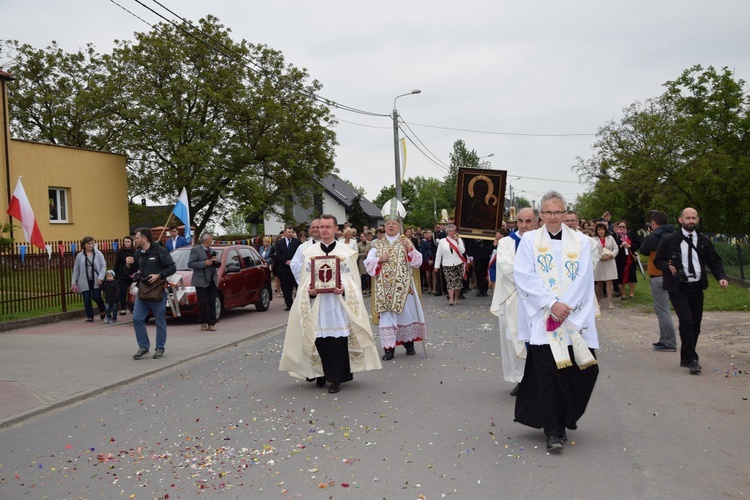 Powitanie ikony MB Częstochowskiej w Tumie