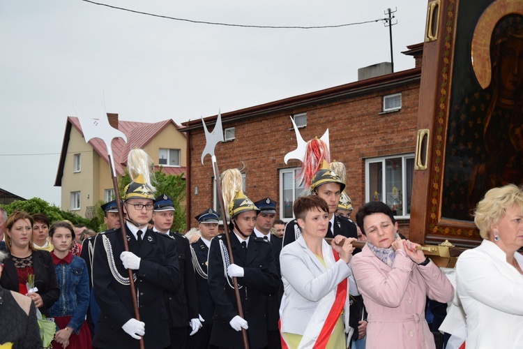 Powitanie ikony MB Częstochowskiej w Tumie