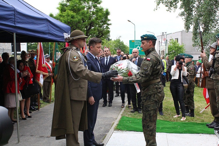 Pomnik Żołnierzy Wyklętych w Dzierżoniowie