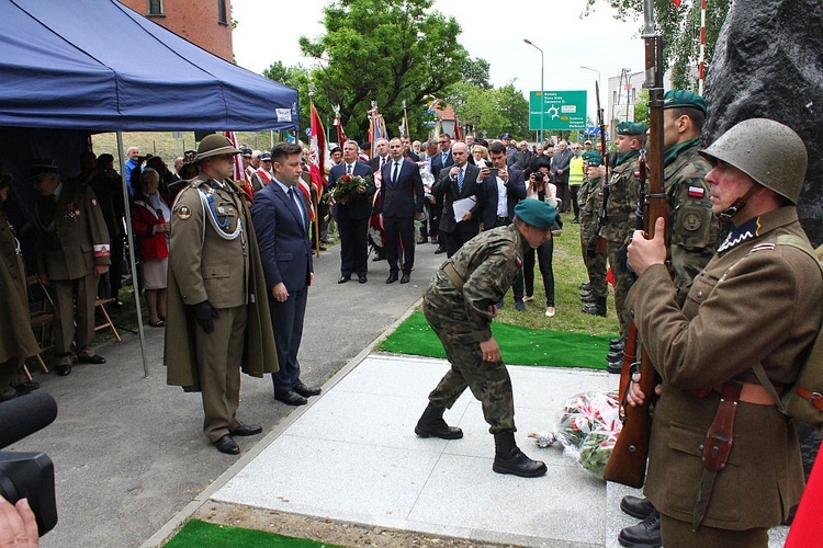 Pomnik Żołnierzy Wyklętych w Dzierżoniowie