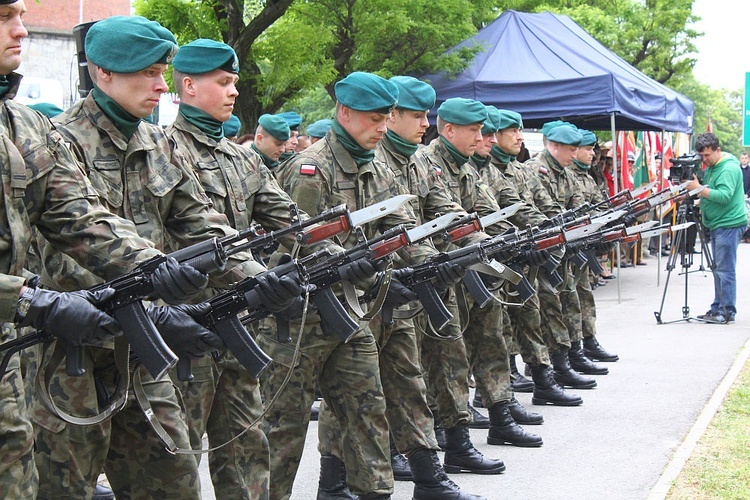 Pomnik Żołnierzy Wyklętych w Dzierżoniowie