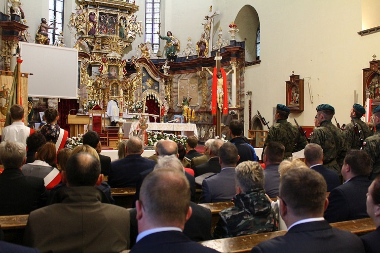 Pomnik Żołnierzy Wyklętych w Dzierżoniowie