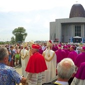 Msza św. z uroczystym Aktem Zawierzenia i Dziękczynienia rozpocznie się o godz. 12. W koncelebrze weźmie udział kard. Francesco Montenegro, arcybiskup Agrigento. 