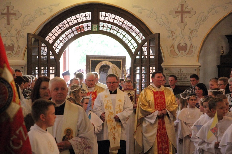 Powitanie ikony MB Częstochowskiej w Piątku