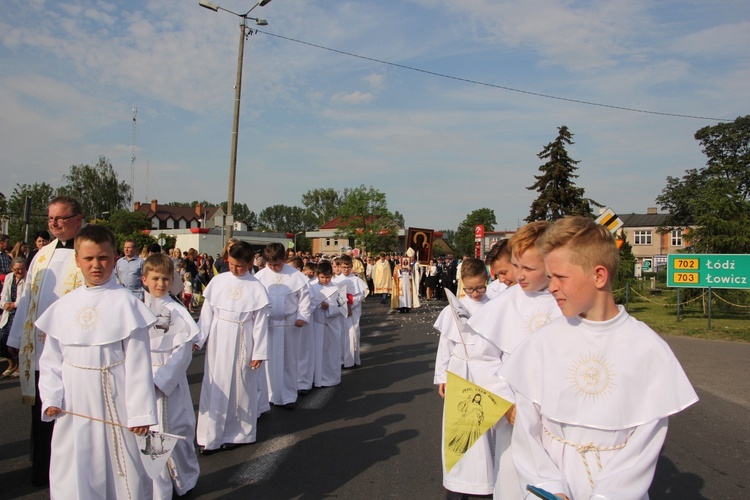 Powitanie ikony MB Częstochowskiej w Piątku