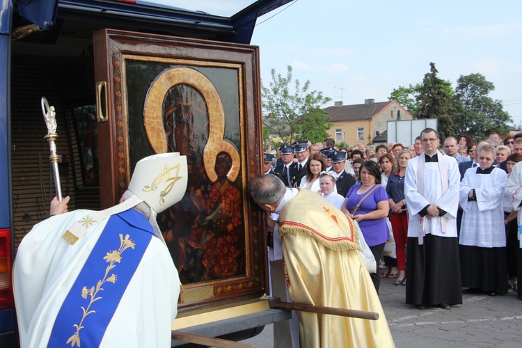 Powitanie ikony MB Częstochowskiej w Piątku