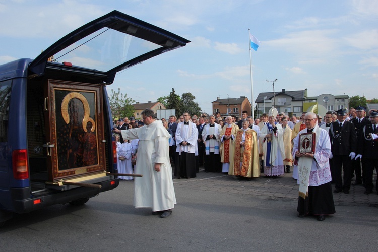 Powitanie ikony MB Częstochowskiej w Piątku