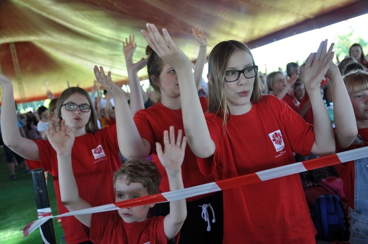 Diecezjalny Dzień Dziecka w Skrzatuszu