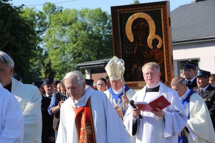 Powitanie ikony MB Częstochowskiej w Bielawach