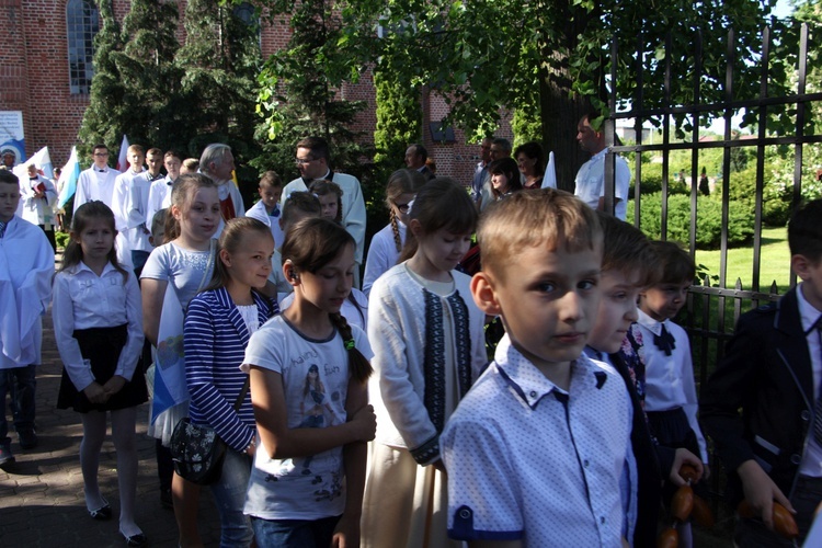 Powitanie ikony MB Częstochowskiej w Bielawach