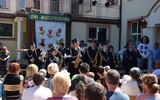 Orkiestra Międzyborów, która zadbała o oprawę Eucharystii i przemarsz dała także koncert na rozpoczęcie festynu