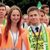 Michał i Magda poznali się na jasnogórskim szlaku, a teraz razem dbają o bezpieczeństwo pielgrzymów na drodze.