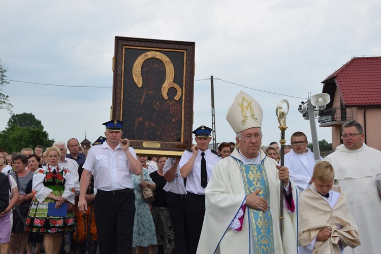 Powitanie ikony MB Częstochowskiej w Mąkolicach