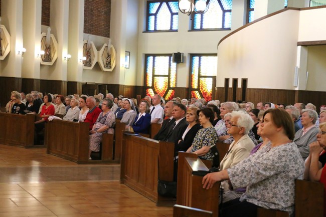 Ołtarz "Światło Pojednania i Pokoju" w Radomiu