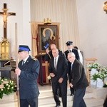 Powitanie ikony MB Częstochowskiej w parafii św. Maksymiliana w Głownie