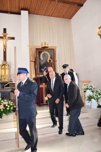 Powitanie ikony MB Częstochowskiej w parafii św. Maksymiliana w Głownie