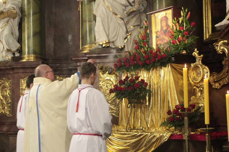 Matka już w katedrze