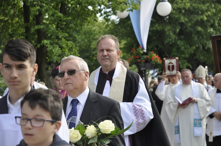 Powitanie ikony MB Częstochowskiej w parafii św. Jakuba w Głownie