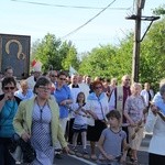 Powitanie ikony MB Częstochowskiej w parafii św. Barbary w Głownie