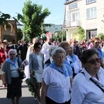 Powitanie ikony MB Częstochowskiej w parafii św. Barbary w Głownie