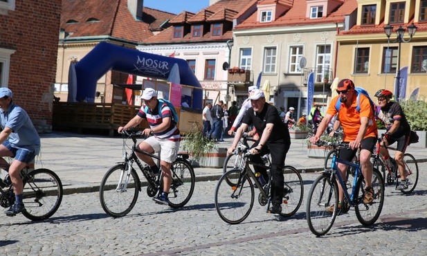 Peleton dobra i życzliwości