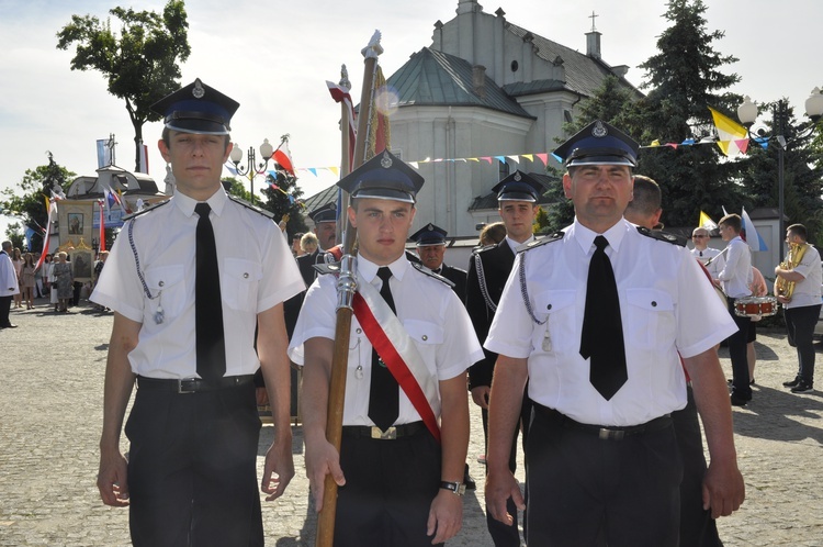 Powitanie ikony MB Częstochowskiej w Dmosinie