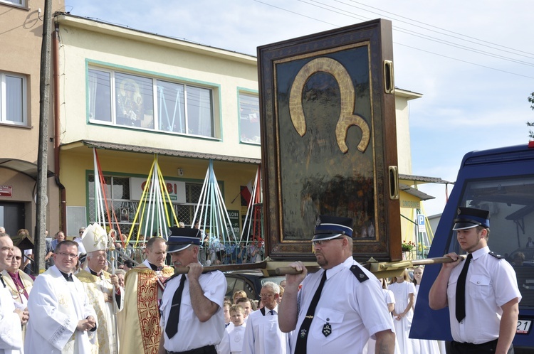 Powitanie ikony MB Częstochowskiej w Dmosinie