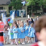 Procesja z figurą Matki Bożej Fatimskiej na plac koronacyjny