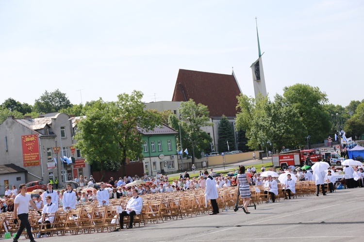 W oczekiwaniu na koronację