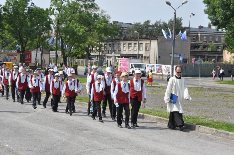 Chórzyści w pielgrzymce 