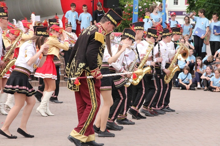 Parada orkiestr dętych