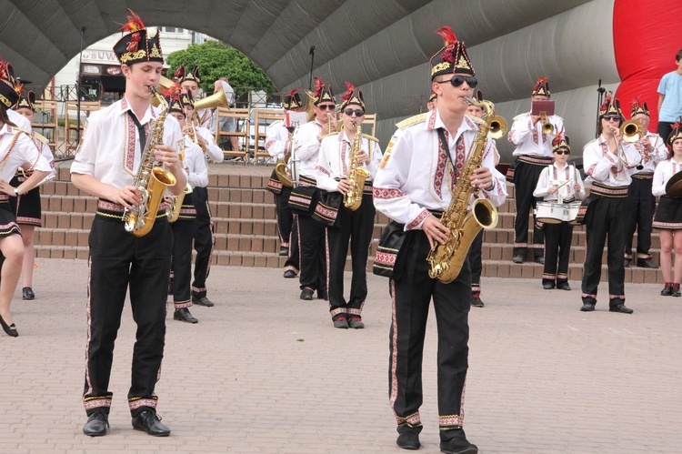 Parada orkiestr dętych