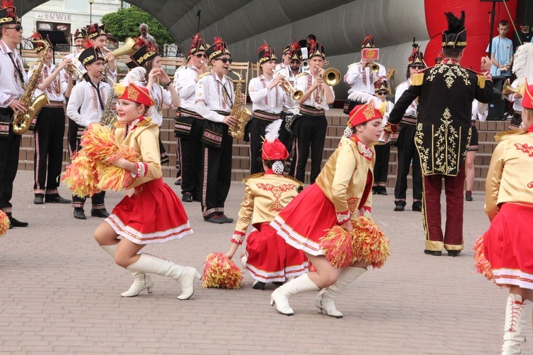 Parada orkiestr dętych