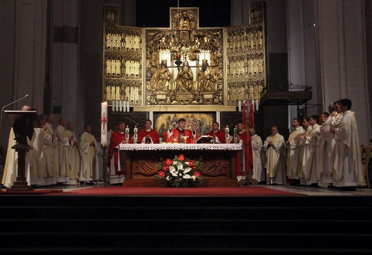 Eucharystia w noc Zesłania Ducha Świętego