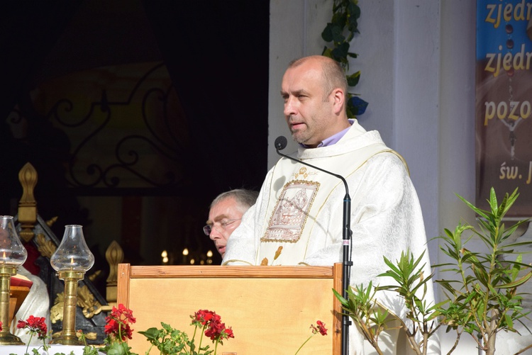 Obchody 250. rocznicy koronacji cudownego obrazu Matki Bożej w Miedniewicach